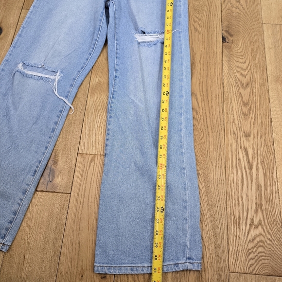 Vylette Distressed High Rise Wide Leg Jeans Light Wash Size 5 - Picture 9 of 10